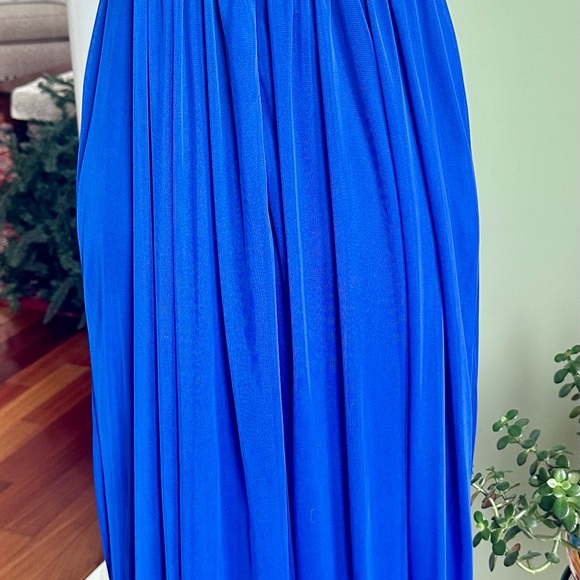 Beautiful dress Blue size.7 - Picture 5 of 9